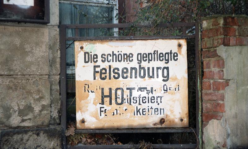 Dresden-Weißer Hirsch, Rißweg 58, 13.1.1996.jpg